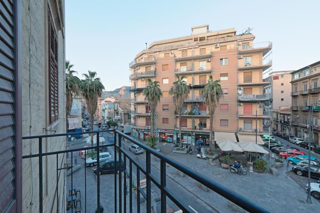 شقة La Casuzza Del Borgo - Porto - Politeama باليرمو المظهر الخارجي الصورة